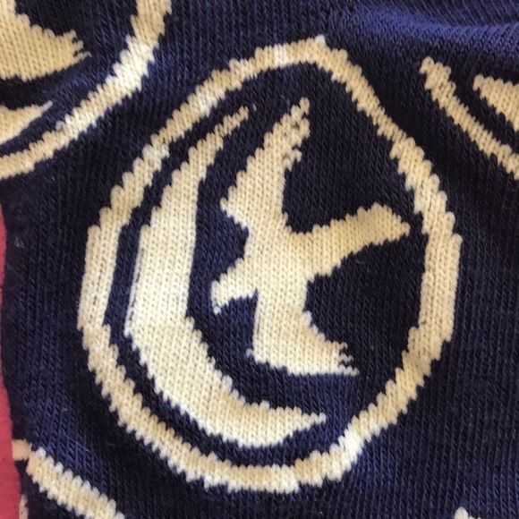 GAME OF THRONES SOCKS and SHIRT!!!! - Picture 2 of 8